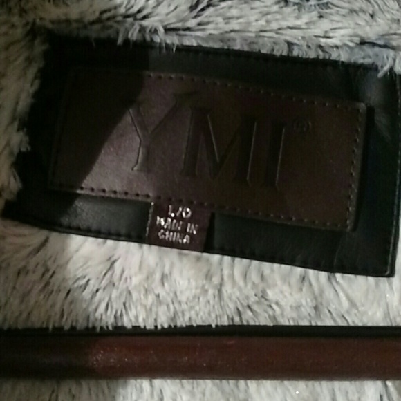 Jacket - Picture 2 of 4